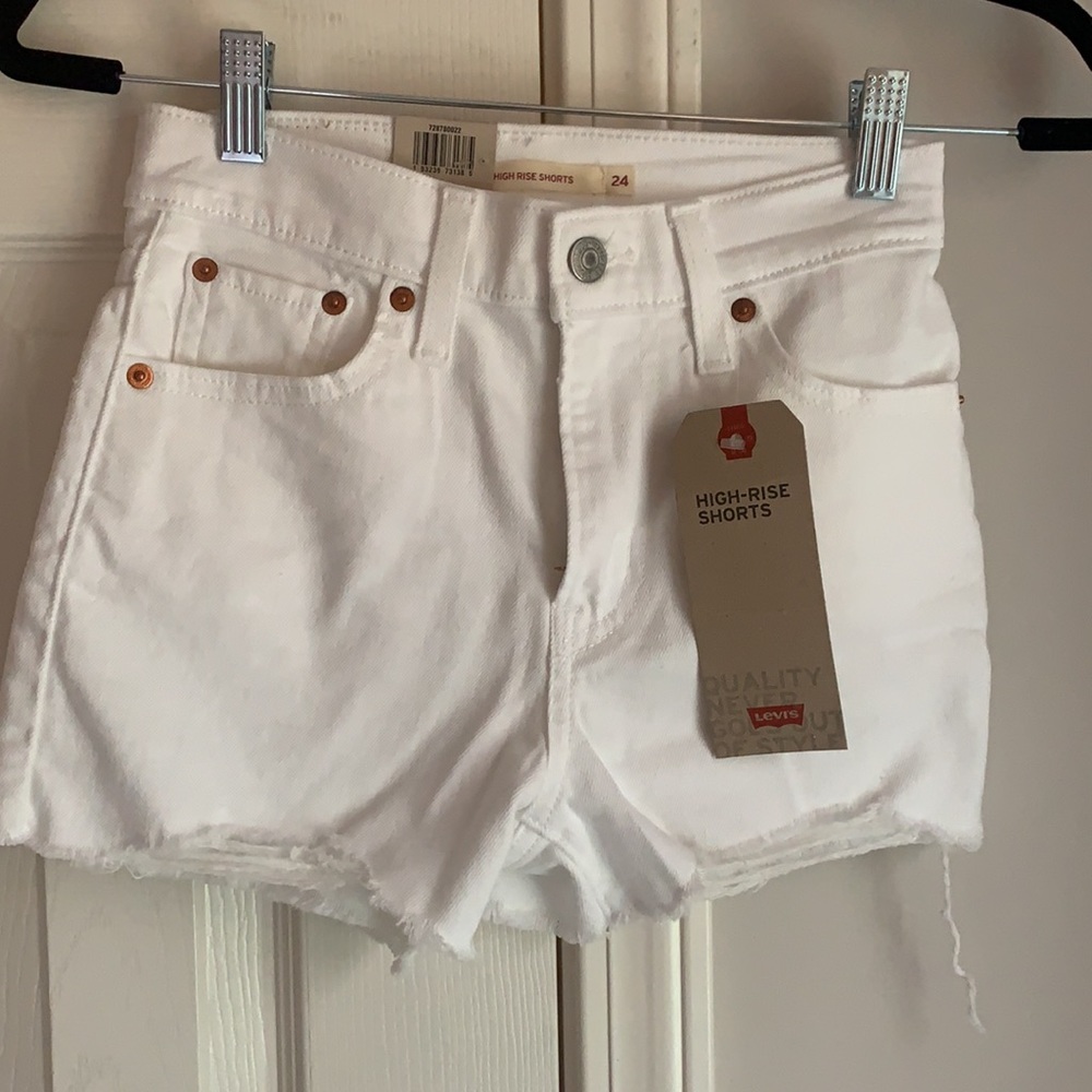 Levi’s High Rise Short